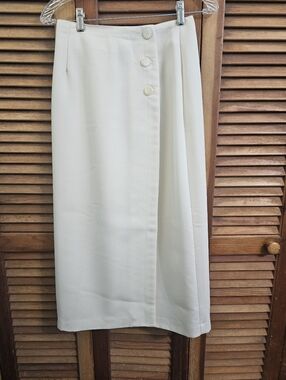 Vintage Michele New York Ivory Wrap Midi Skirt Button Detail Size 6 Timeless